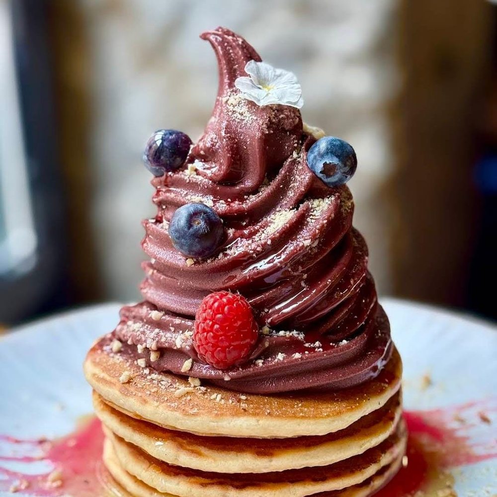 Torre de Babel con Açaí